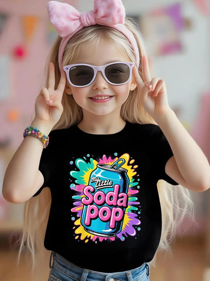 Abbigliamento per bambini Maglietta a maniche corte da bambina 2026 Nuovo stile Stampa motivo bibita gassata 1 pezzo Abbigliamento sportivo casual per bambini Maglietta a maniche corte K-Pop Girl Stampa lattina di cola Abbigliamento versatile per casa