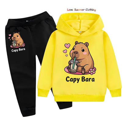 Set di 2 pezzi per bambine con felpa e pantaloni da jogging con stampa capibara, completo comodo per bambini, abbigliamento da gioco con capibara, lavabile in lavatrice, completo sportivo coordinato per tutti i giorni per ragazzi.