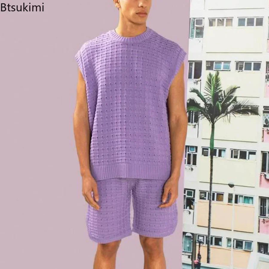 Nuovi completi casual da uomo 2026 a due pezzi per l'estate, con maglietta senza maniche tinta unita e pantaloncini, set da tuta streetwear da uomo.