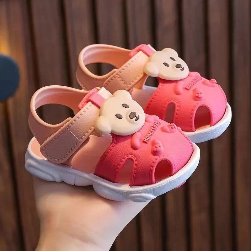 Sandali estivi 2026 per bambini e bambine, sandali da spiaggia per bambini, scarpe per neonati e bambini piccoli con cartoni animati, suola morbida e comoda, scarpe per studenti.