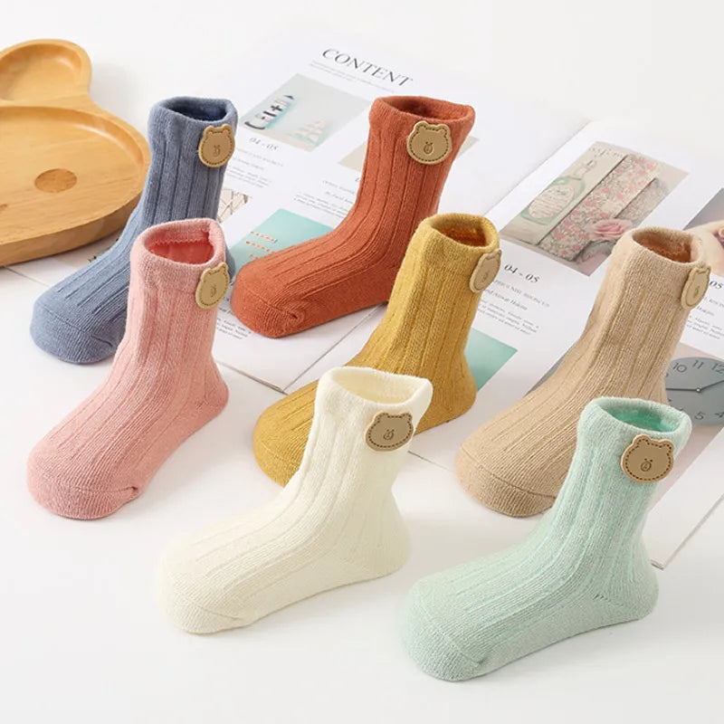 Calzini per neonati con orsetto, caldi per le gambe, autunnali, lunghi, in cotone morbido, tinta unita, primi passi, calzatura per neonati.