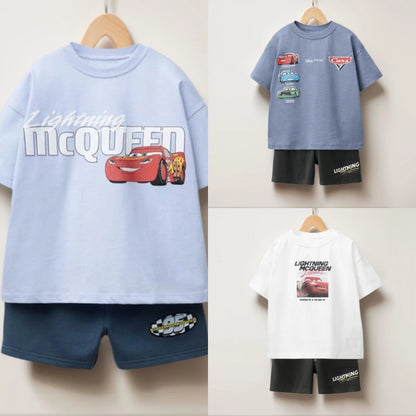 Abbigliamento estivo per bambini: maglietta con stampa di auto dei cartoni animati + pantaloncini. Completo da 2 pezzi per bambini, composto da maglietta a girocollo, pantaloncini larghi e semplici e costume alla moda.