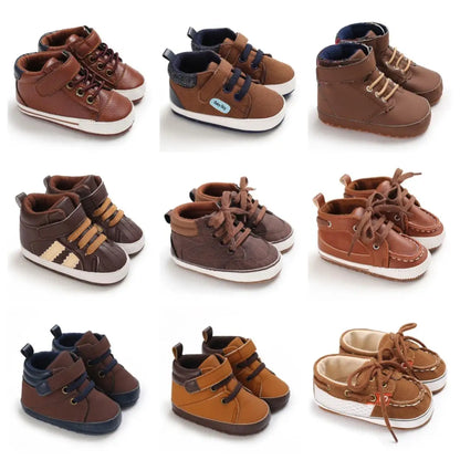 Scarpine da passeggio per neonati e bambini piccoli, ideali per uscire in Inghilterra. Scarpe antiscivolo con suola morbida per neonati.